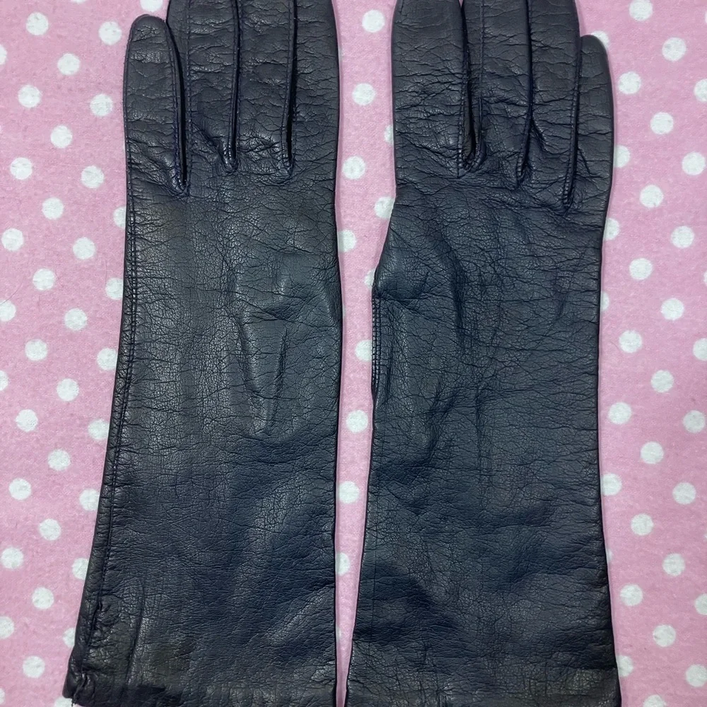 Black Leather Gloves